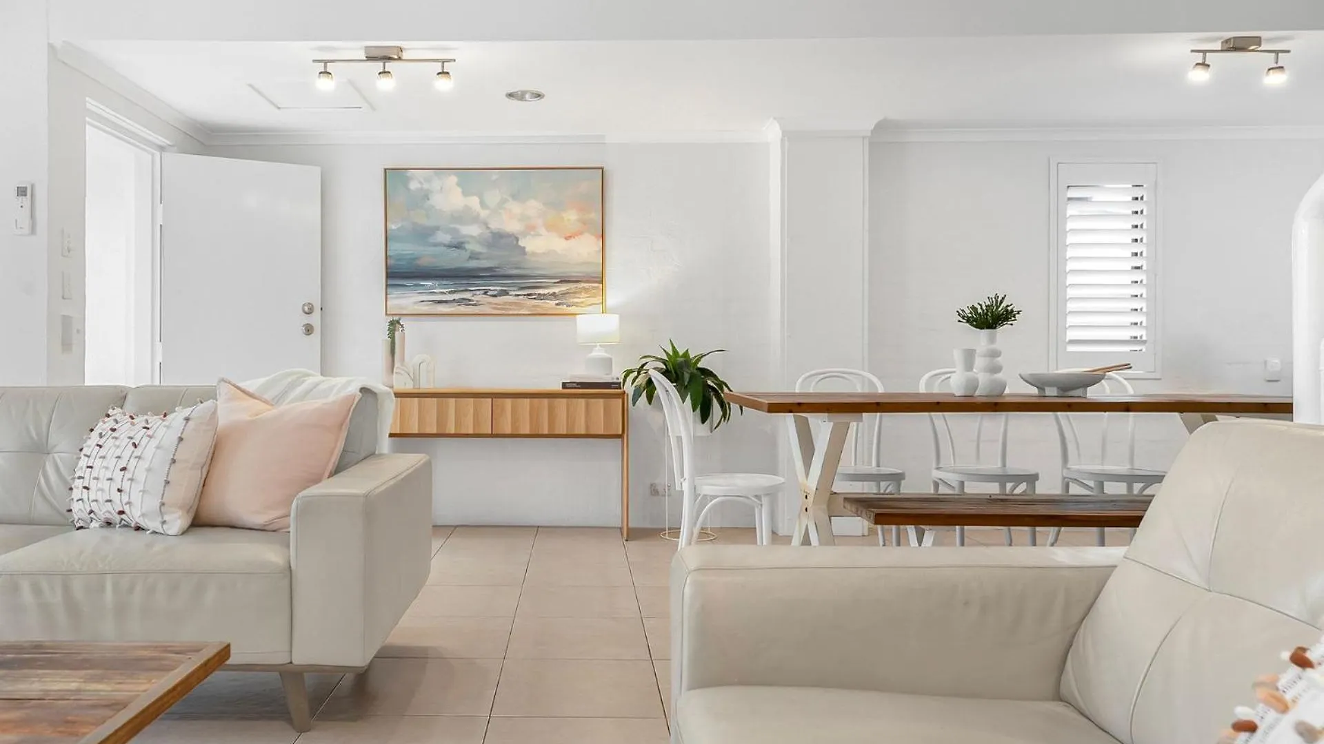Appartement Le Court 4 Noosa - Stylish Apartment, Walk To Beach And Shops